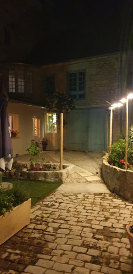 Cour St Didier Nevers Luaran gambar